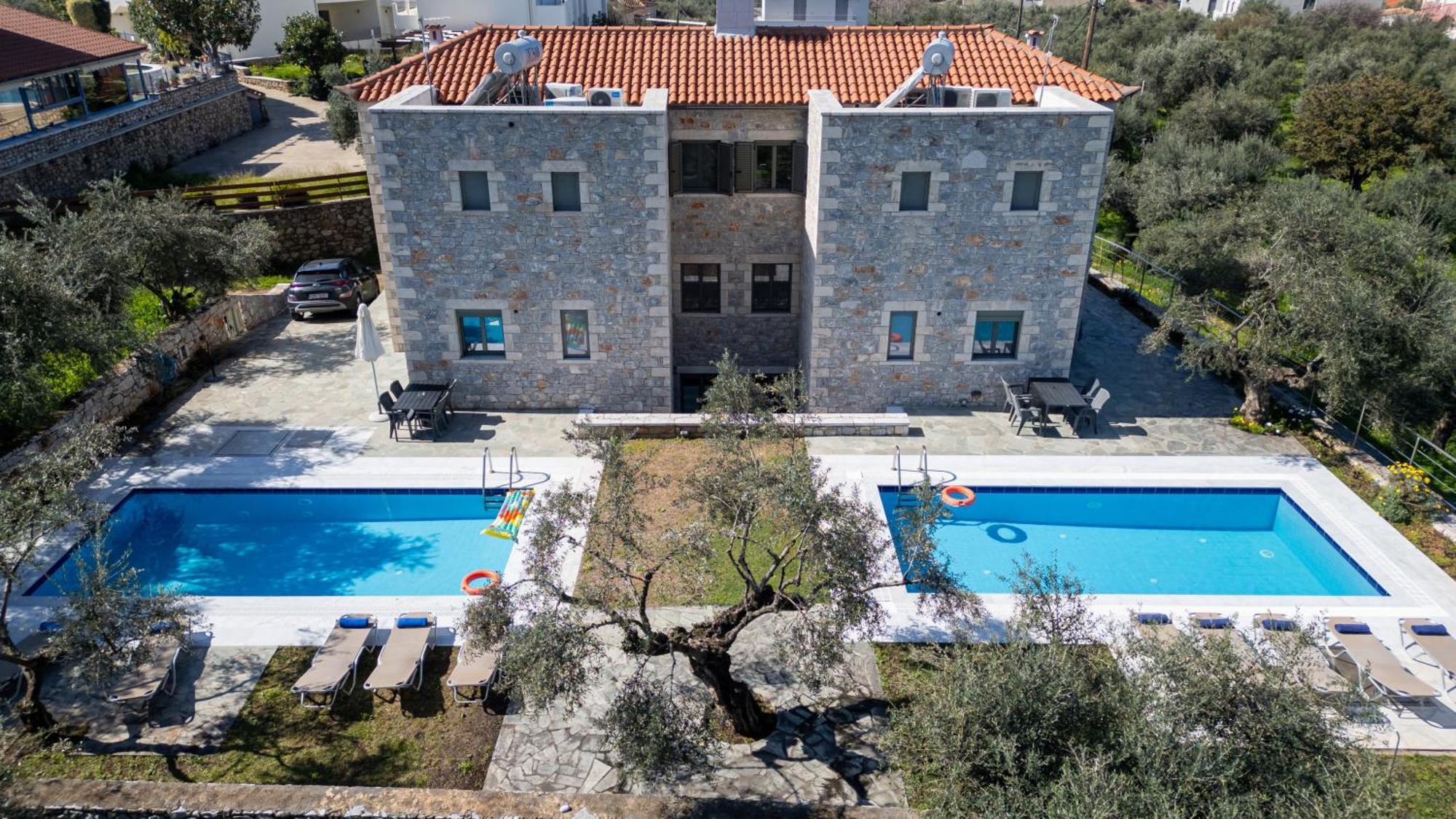 Torri Di Pietra Villa Stoupa Exterior photo