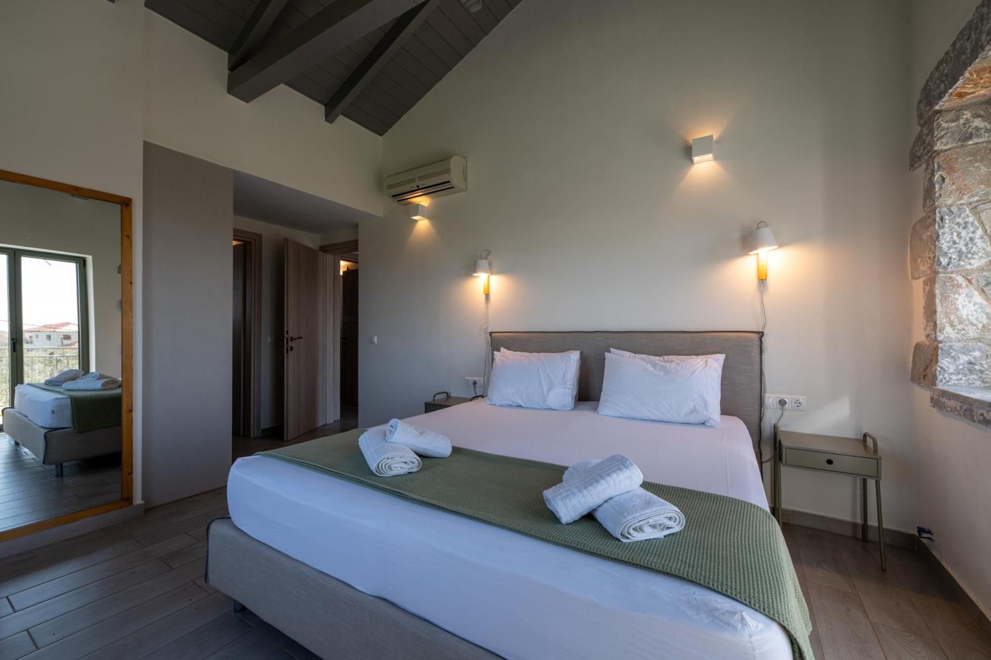Torri Di Pietra Villa Stoupa Exterior photo