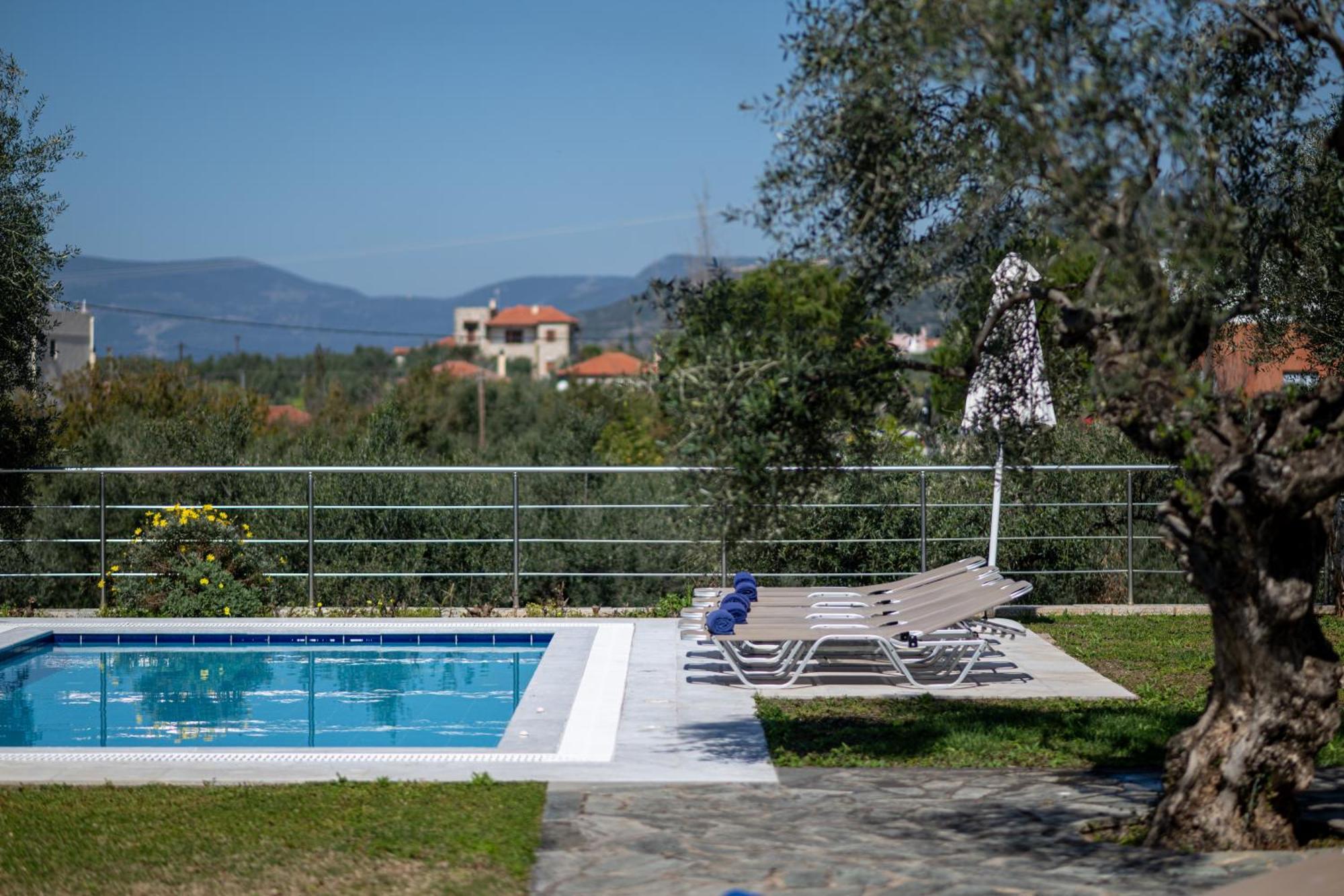 Torri Di Pietra Villa Stoupa Room photo